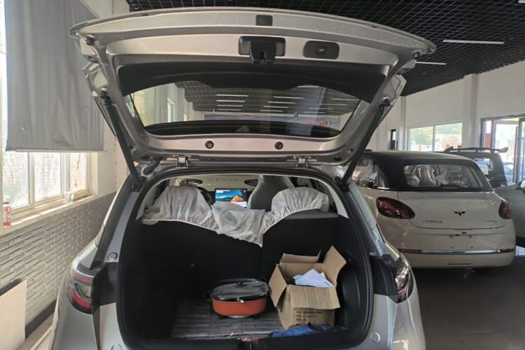 Used Geely Galaxy Geome 2026 Model 310km Dream Edition Trunk