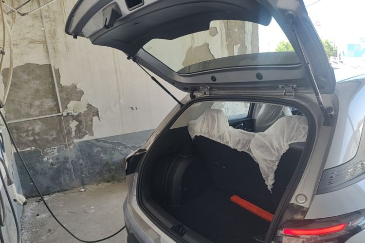 Used Geely Galaxy Geome 2026 Model 310km Youth Edition Trunk