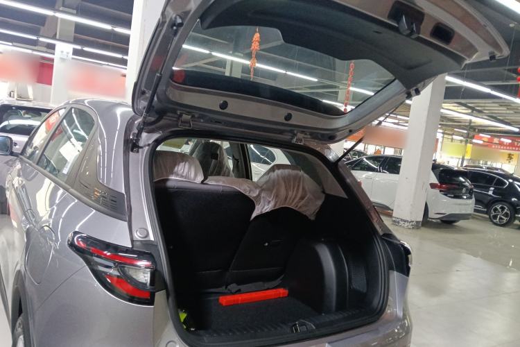 Used Geely Galaxy Geome 2026 Model 310km Youth Edition Trunk