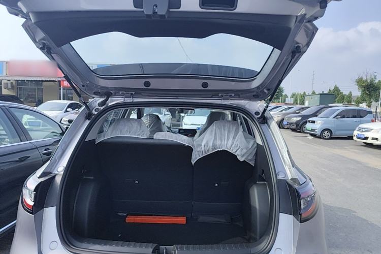 Used Geely Galaxy Geome 2026 Model 310km Youth Edition Trunk