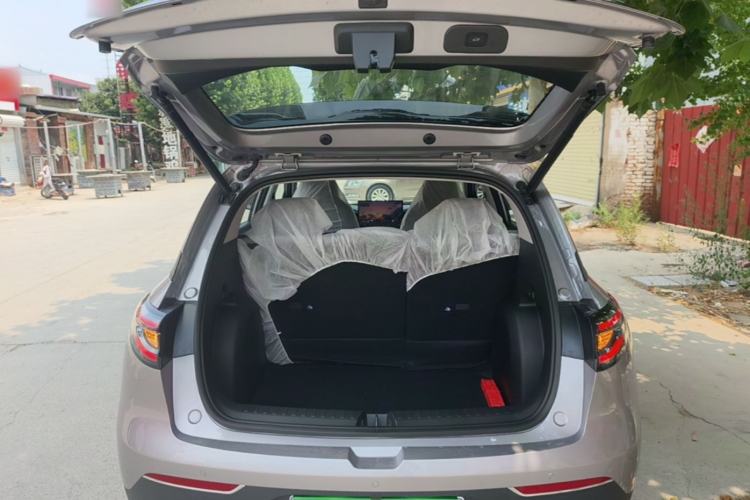 Used Geely Galaxy Geome 2026 Model 310km Dream Edition Trunk