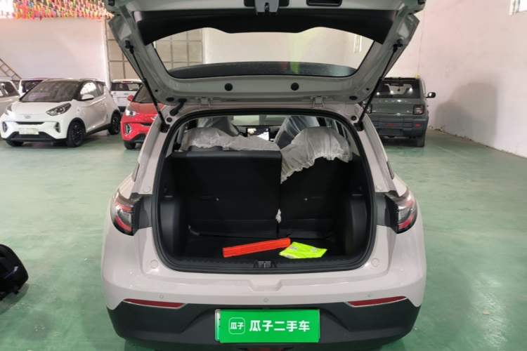 Used Geely Galaxy Geome 2026 Model 310km Youth Edition Trunk