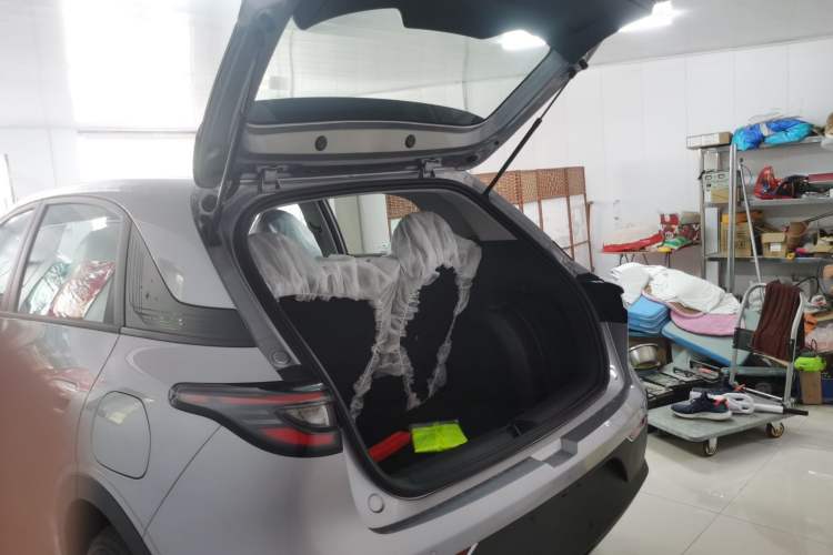 Used Geely Galaxy Geome 2026 Model 310km Youth Edition Trunk