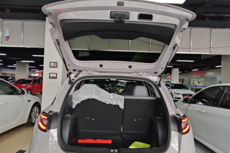 Used Geely Galaxy Geome 2026 Model 310km Youth Edition Trunk