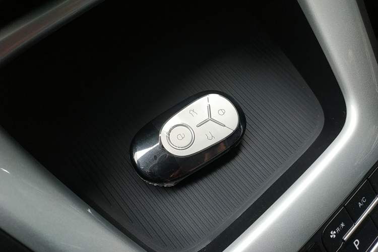 Used Geely Galaxy Geome 2026 Model 310km Youth Edition Vehicle Key