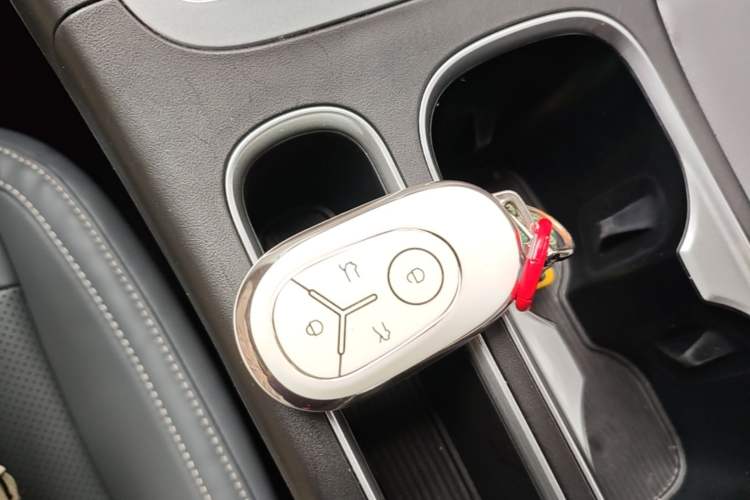 Used Geely Galaxy Geome 2026 Model 410km Freedom Edition Vehicle Key