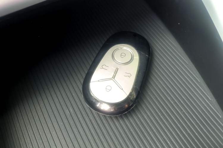 Used Geely Galaxy Geome 2026 Model 310km Youth Edition Vehicle Key