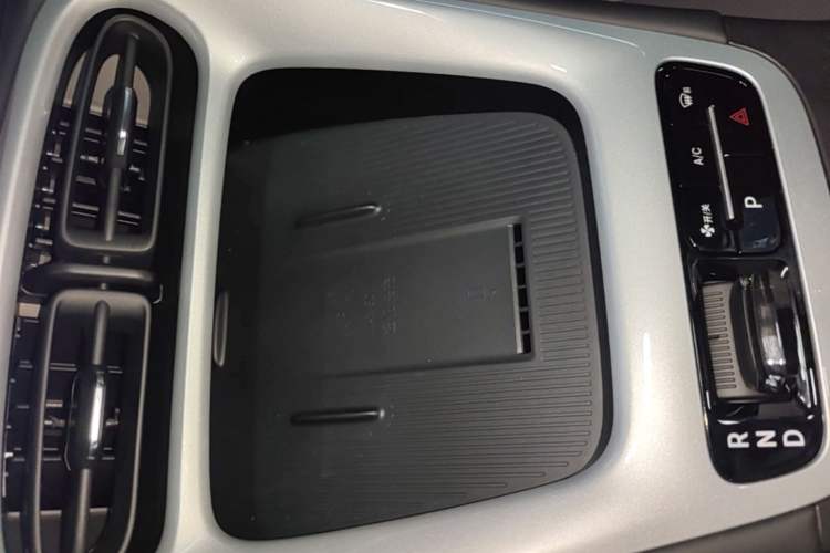 Used Geely Galaxy Geome 2026 Model 410km Exploration Edition Vehicle Key