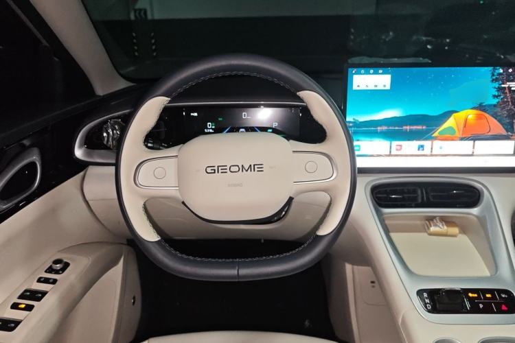 Used Geely Galaxy Geome 2026 Model 310km Dream Edition Steering Wheel