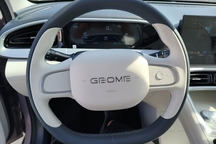 Used Geely Galaxy Geome 2026 Model 310km Youth Edition Steering Wheel