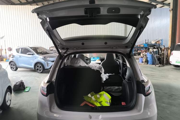 Used Geely Galaxy Geome 2026 Model 310km Dream Edition Trunk