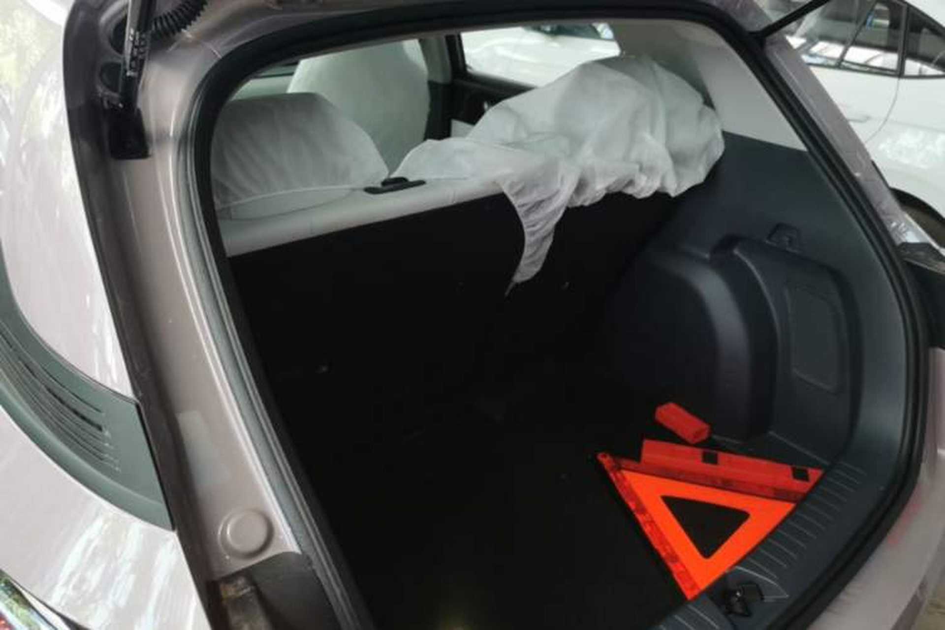 Used Geely Galaxy Geome 2026 Model 310km Youth Edition Trunk