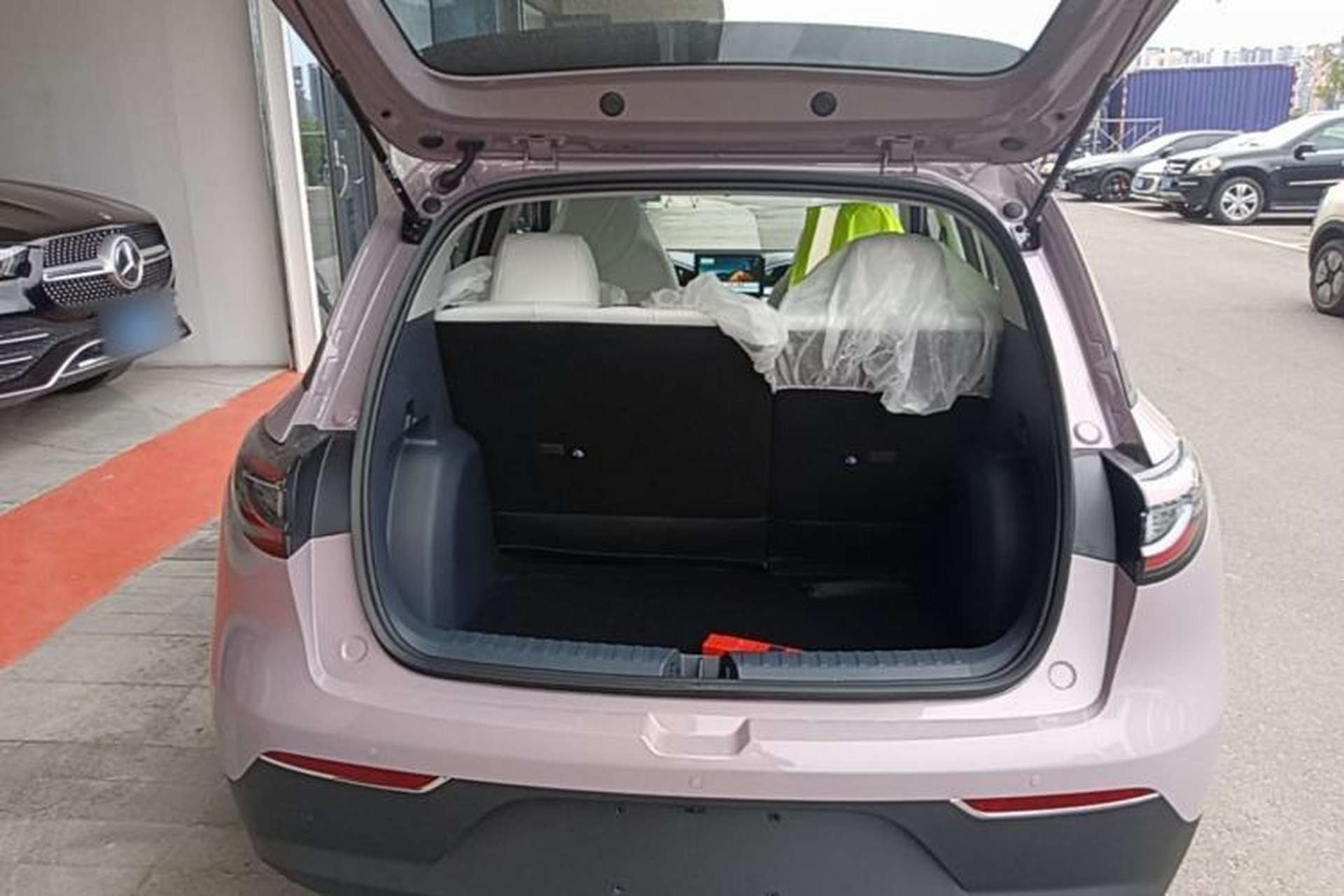 Used Geely Galaxy Geome 2026 Model 310km Youth Edition Trunk