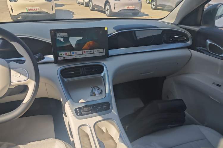 Used Geely Galaxy Geome 2026 Model 310km Youth Edition Audio And AC Panel