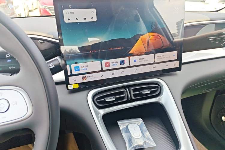 Used Geely Galaxy Geome 2026 310km Wind-Riding Edition Audio And AC Panel