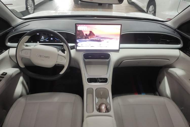 Used Geely Galaxy Geome 2026 Model 310km Dream Edition Center Console