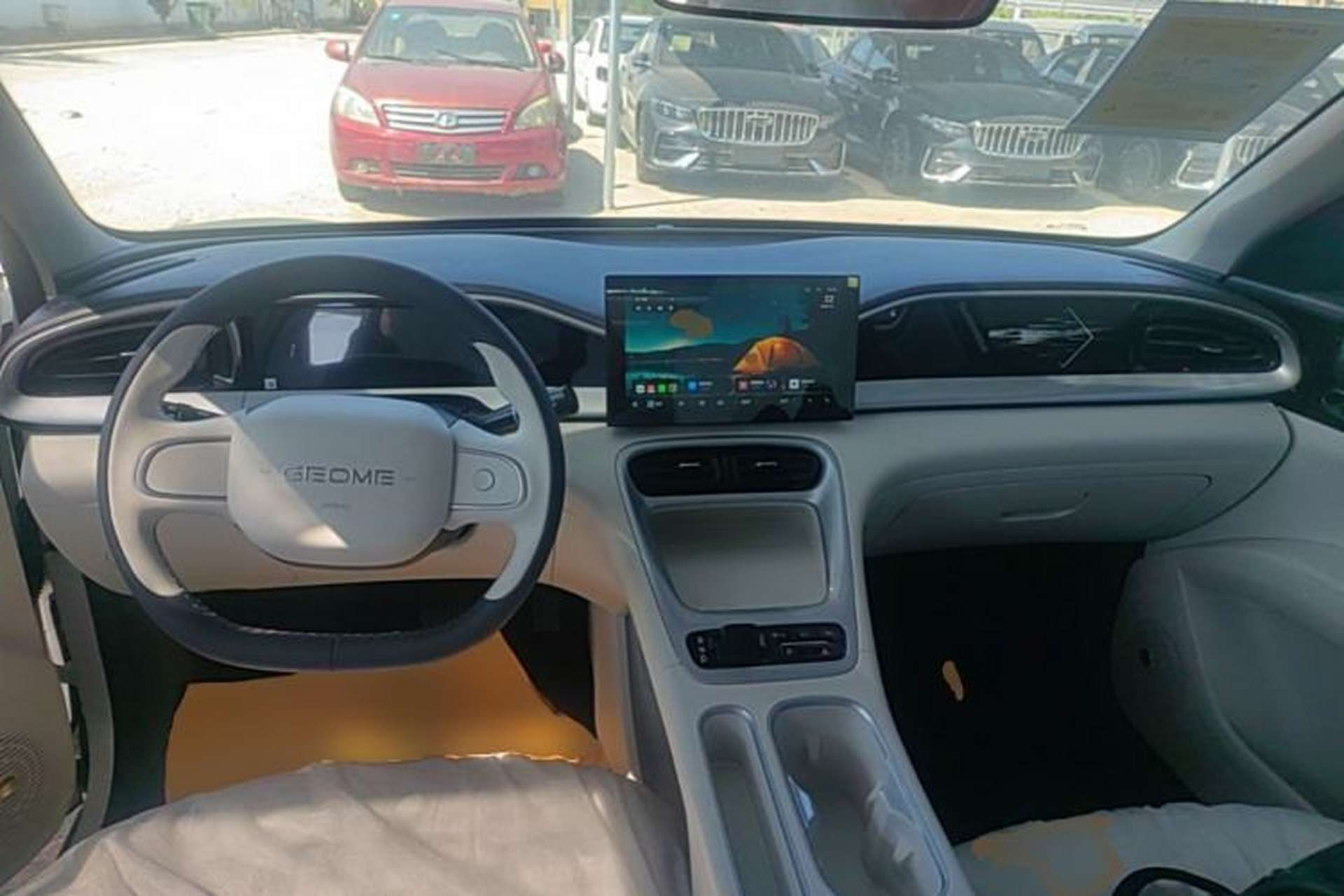 Used Geely Galaxy Geome 2026 Model 310km Youth Edition Center Console