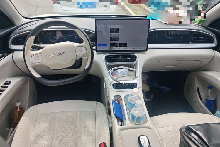 Used Geely Galaxy Geome 2026 Model 310km Dream Edition Center Console