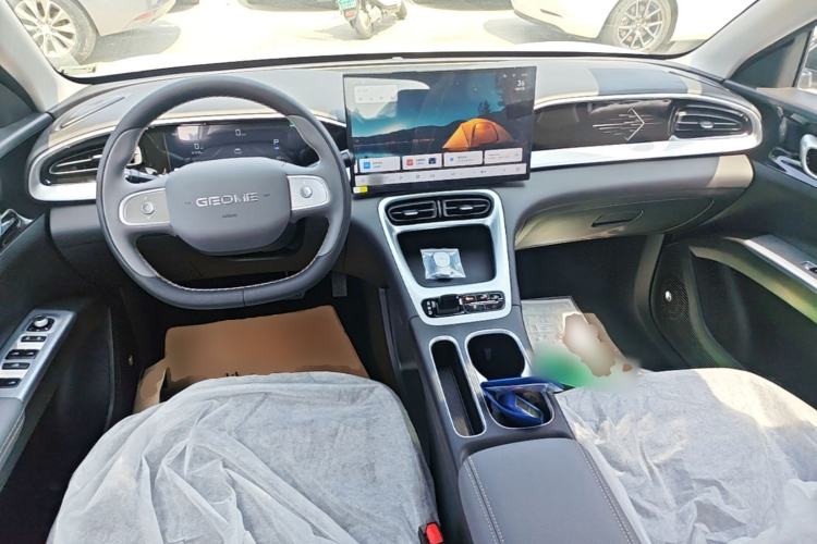 Used Geely Galaxy Geome 2026 310km Wind-Riding Edition Center Console