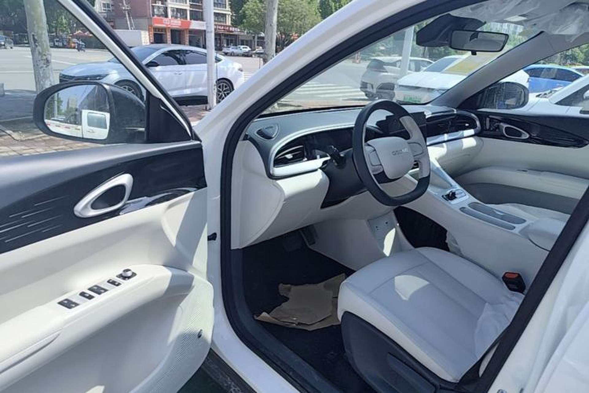 Used Geely Galaxy Geome 2026 Model 310km Youth Edition Driver Seat