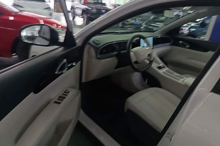 Used Geely Galaxy Geome 2026 Model 310km Youth Edition Driver Seat