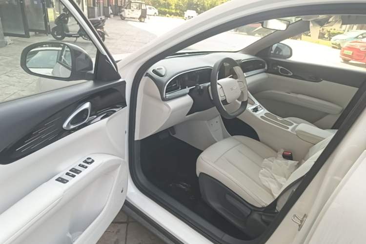 Used Geely Galaxy Geome 2026 Model 310km Youth Edition Driver Seat