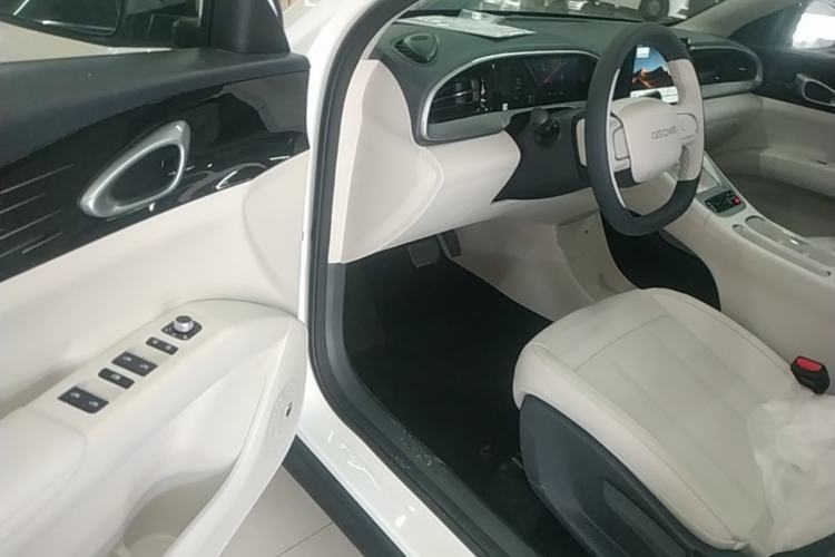 Used Geely Galaxy Geome 2026 Model 310km Youth Edition Driver Seat