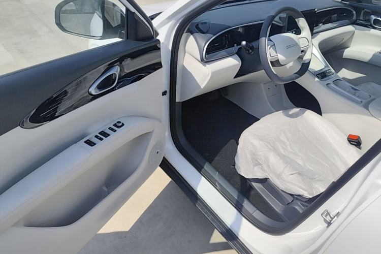 Used Geely Galaxy Geome 2026 Model 310km Youth Edition Driver Seat
