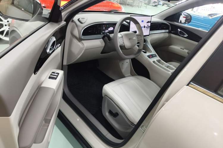 Used Geely Galaxy Geome 2026 480km Exploration Edition Driver Seat
