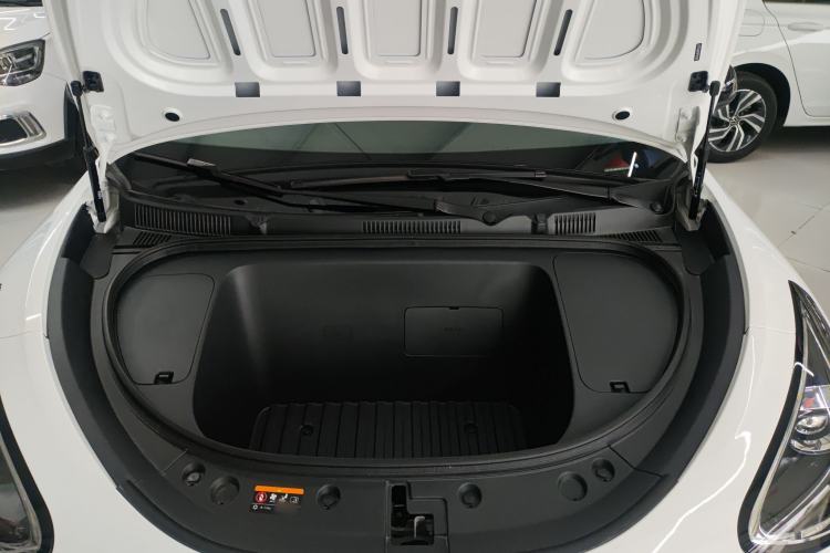 Used Geely Galaxy Geome 2026 Model 310km Youth Edition Engine Bay