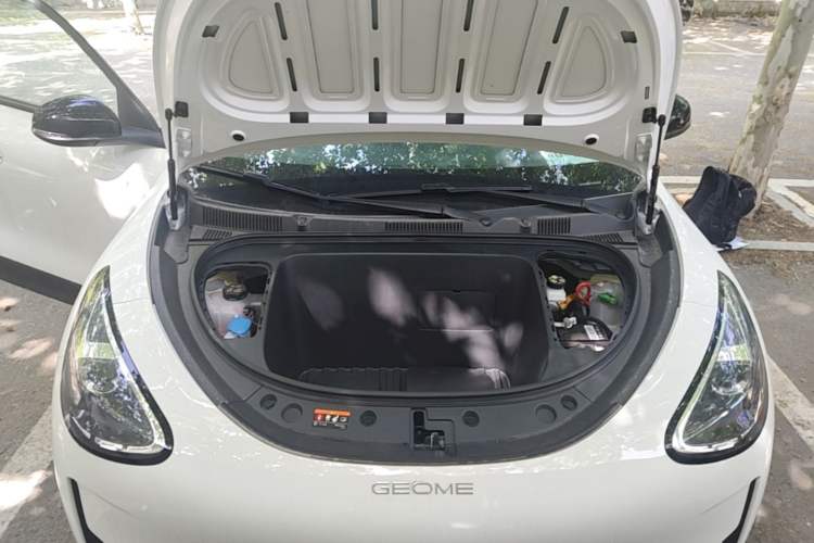 Used Geely Galaxy Geome 2026 Model 310km Youth Edition Engine Bay