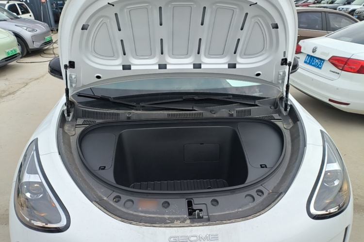 Used Geely Galaxy Geome 2026 Model 310km Youth Edition Engine Bay