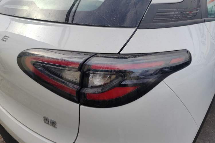 Used Geely Galaxy Geome 2026 Model 310km Youth Edition Exterior 3