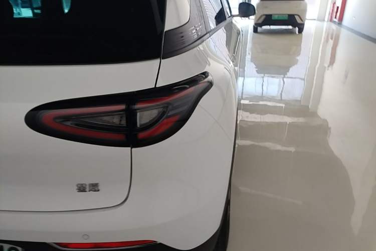 Used Geely Galaxy Geome 2026 Model 310km Youth Edition Exterior 3