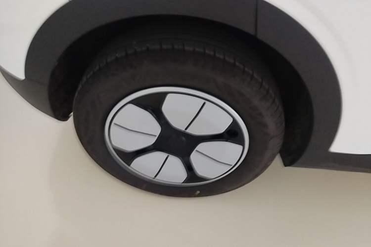 Used Geely Galaxy Geome 2026 Model 310km Youth Edition Exterior 5