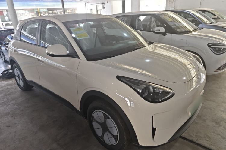 Used Geely Galaxy Geome 2026 Model 410km Carefree Edition Front Right 45 Deg