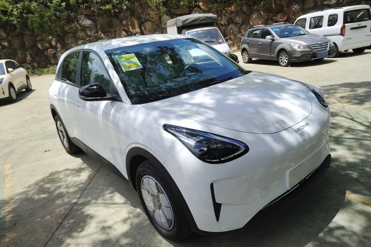 Used Geely Galaxy Geome 2026 Model 310km Youth Edition Front Right 45 Deg