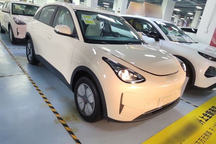 Used Geely Galaxy Geome 2026 Model 310km Youth Edition Front Right 45 Deg