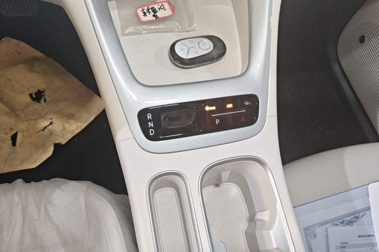 Used Geely Galaxy Geome 2026 Model 410km Carefree Edition Gear Lever