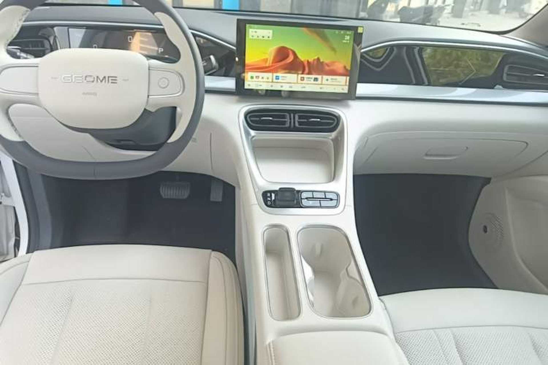 Used Geely Galaxy Geome 2026 Model 310km Youth Edition Gear Lever