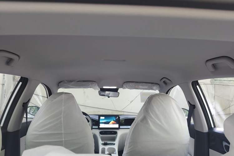 Used Geely Galaxy Geome 2026 Model 310km Youth Edition Headliner