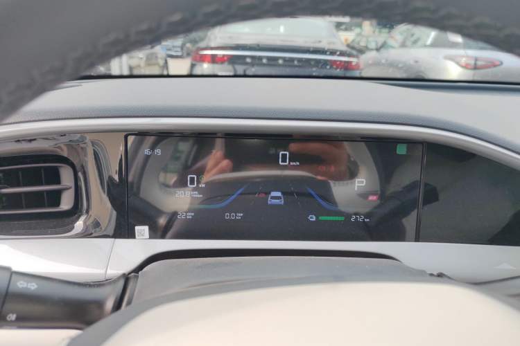 Used Geely Galaxy Geome 2026 Model 310km Youth Edition Instrument Cluster