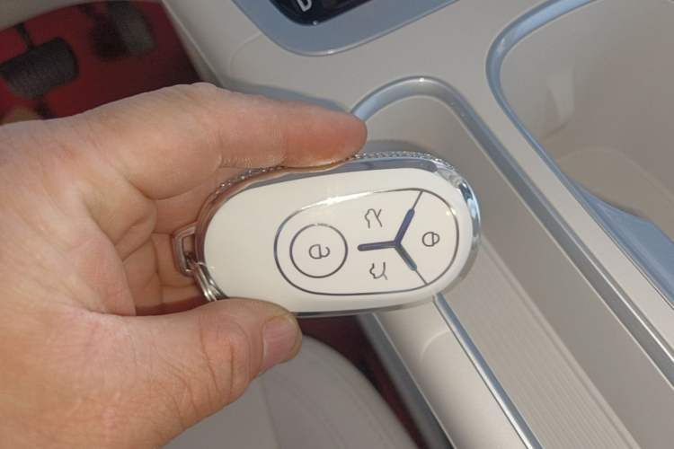 Used Geely Galaxy Geome 2026 Model 310km Youth Edition Interior 1