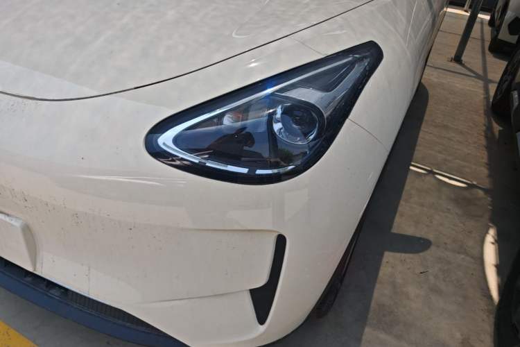 Used Geely Galaxy Geome 2026 Model 410km Carefree Edition Left Front Headlight