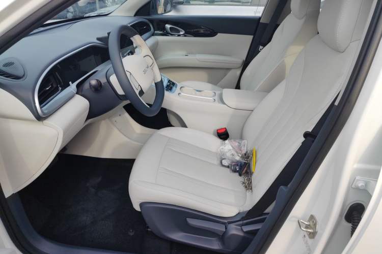 Used Geely Galaxy Geome 2026 Model 310km Youth Edition Left Front Seat