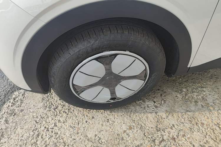 Used Geely Galaxy Geome 2026 310km Aspiration Edition Left Front Wheel Hub
