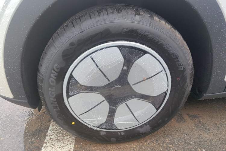 Used Geely Galaxy Geome 2026 410km Aspiration Edition Left Front Wheel Hub