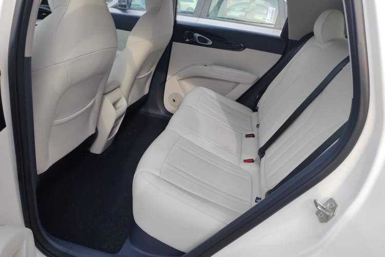 Used Geely Galaxy Geome 2026 Model 310km Youth Edition Left Rear Seat