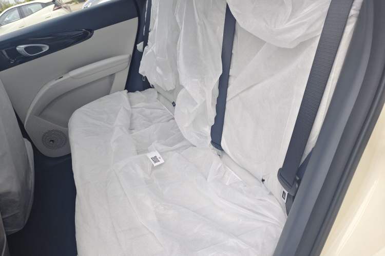 Used Geely Galaxy Geome 2026 Model 410km Carefree Edition Left Rear Seat
