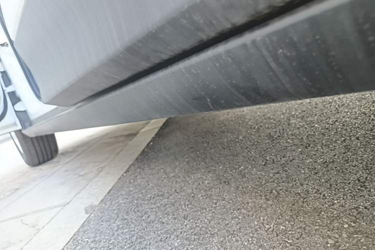 Used Geely Galaxy Geome 2026 Model 310km Youth Edition Left Side Sill